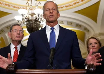 Senate to Hold Vote on Ending Government Shutdown